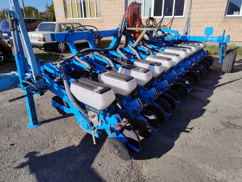 Сівалка MONOSEM NC B-12R