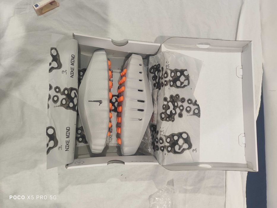 Nike mind 001 brancas