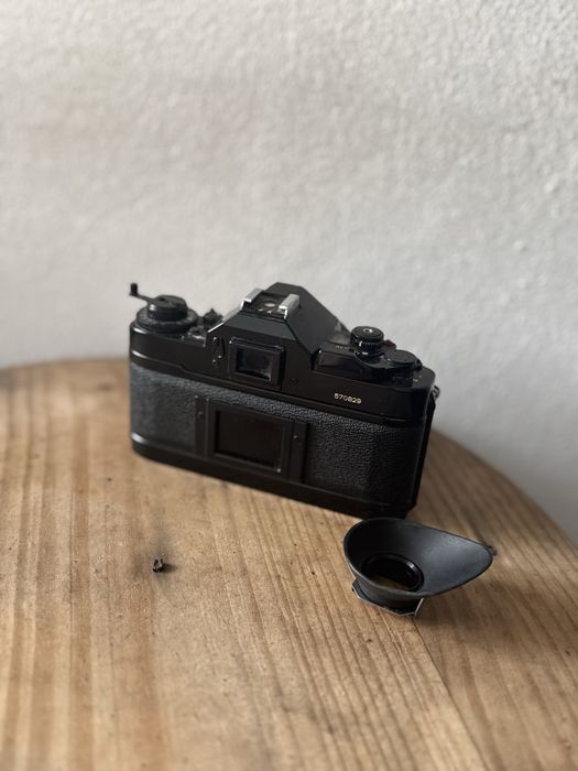 Canon A-1 + 2 Objetivas — Kit Completo Analógico