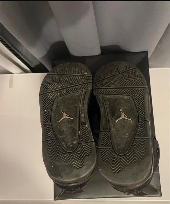 Air Jordan 4 Black Cat