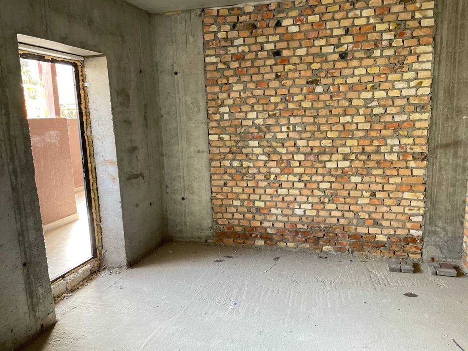 Продаж комерційного приміщення під магазин, шоурум, студію  69.2 м2