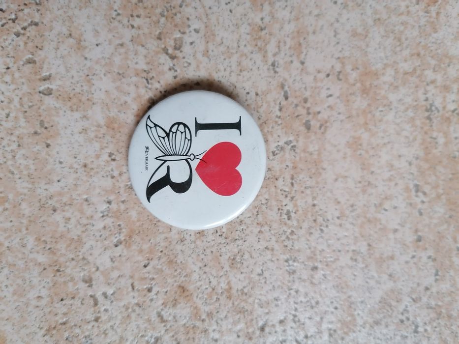 "Bujigangas" para decorar roupas ou cadernos