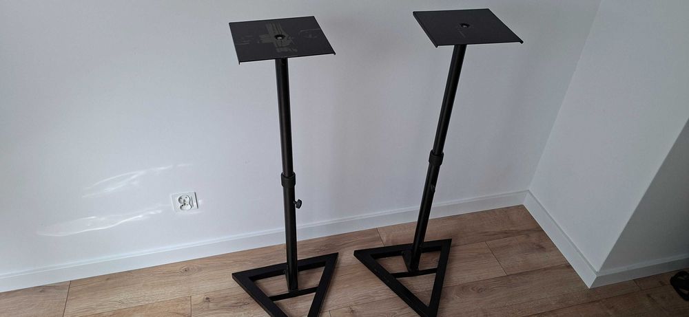 Statywy pod Monitory Studyjne Boston BS-050-BK | Para 2 szt.