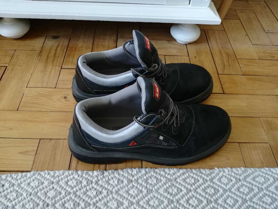 Botas Biqueira Aço Tam 45 Novas