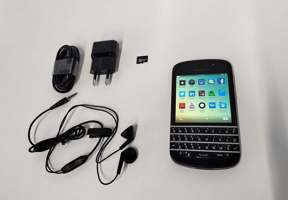 Kolekcja BlackBerry Q10 Czarny Bez Simlocka