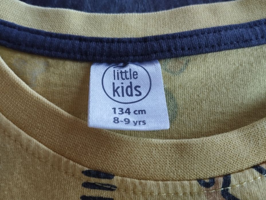 T-shirt m/comp. T8/9 ótimo estado Little Kids