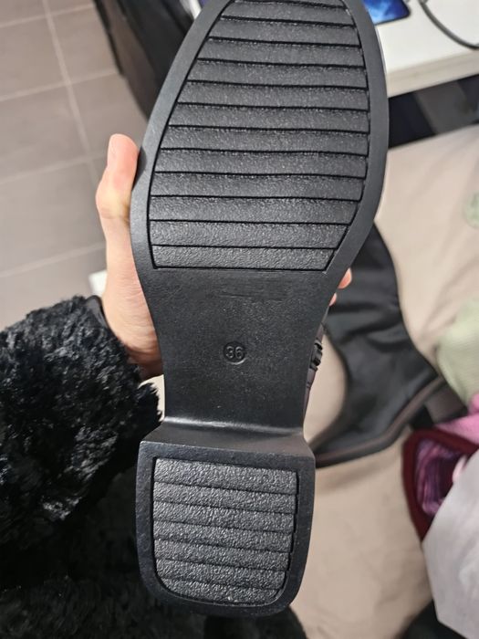 Bota NOVA número 36