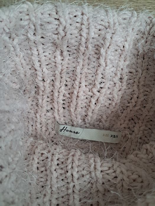 Moherowy sweter golf, House