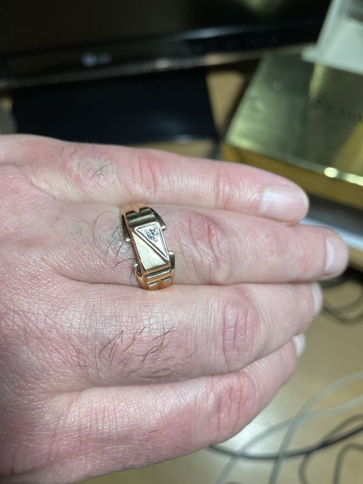 Перстень золотий розмір 22 Проба 585