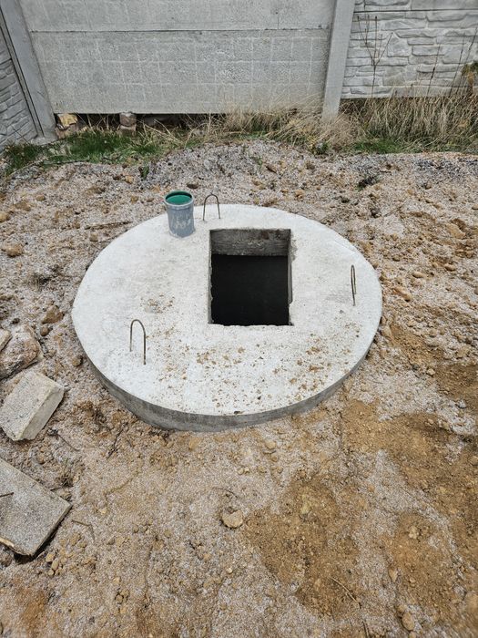 Септик , кольца бетонные ЖБИ, сливная яма. Канализация. Водоснабжение.