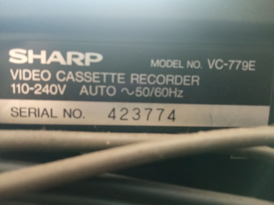 Видеомагнитофон SHARP VC-779E