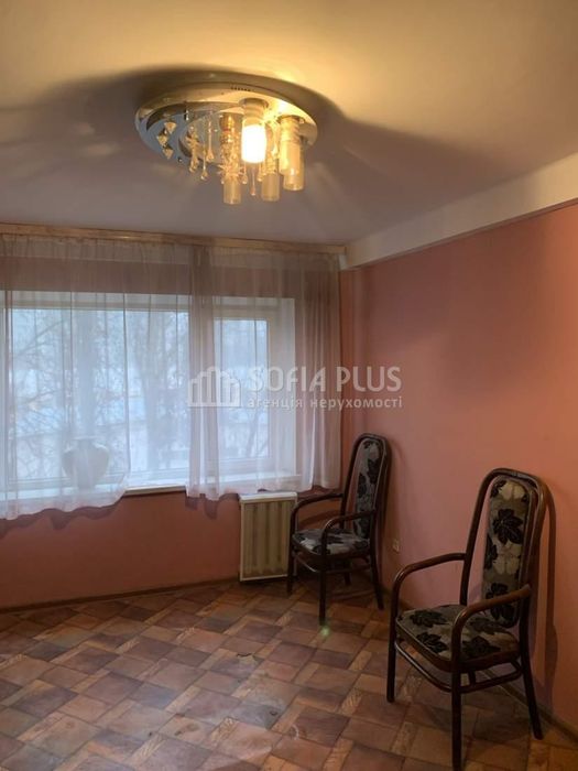 Срочно! 3к, Мрии 22д, недорого