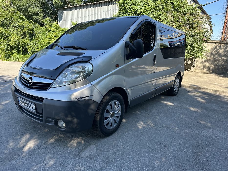 Opel Vivaro 2.5 2008 в рідній фарбі