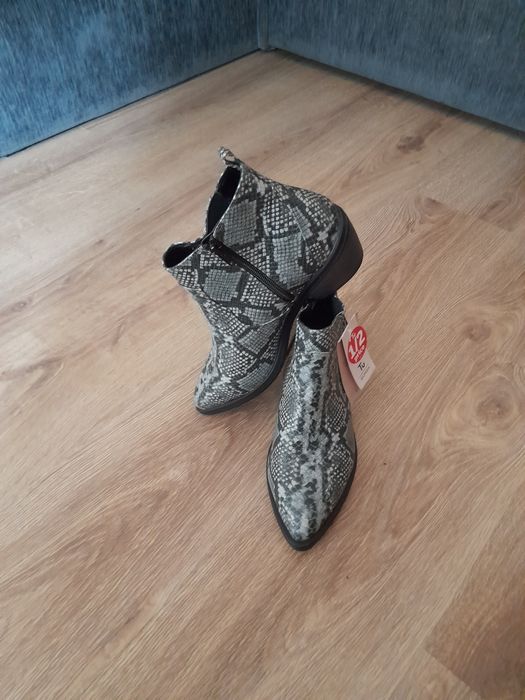 Tu buty kowbojki rozmiar 40