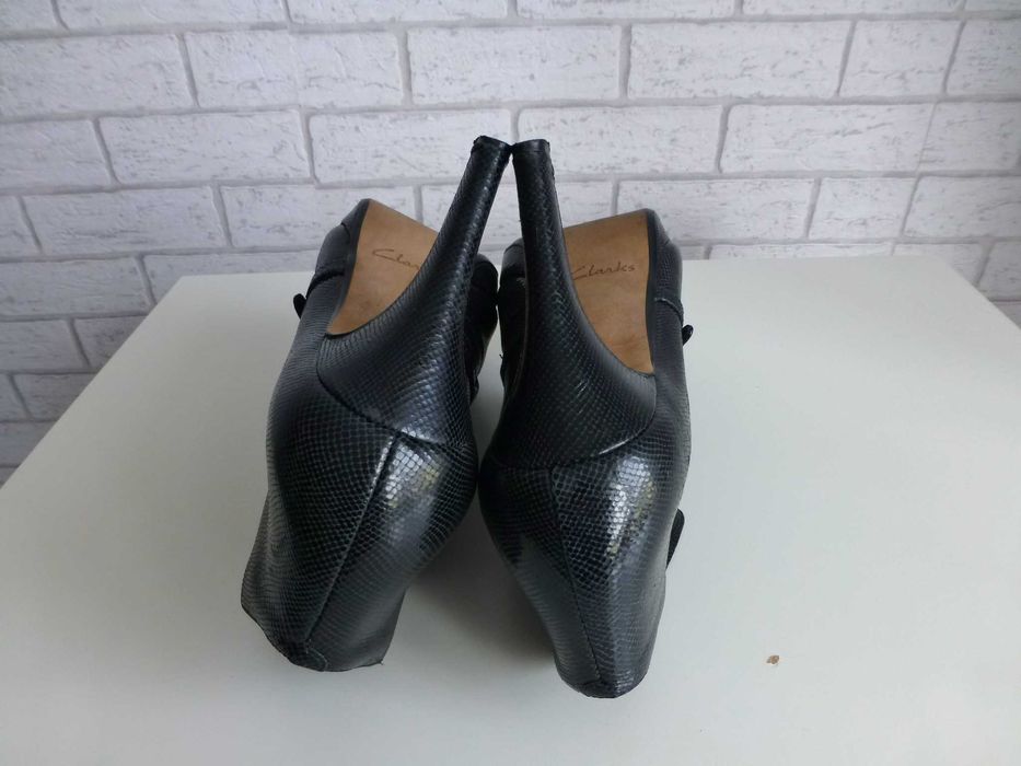 Clarks skórzane jesienne botki szpilki 40