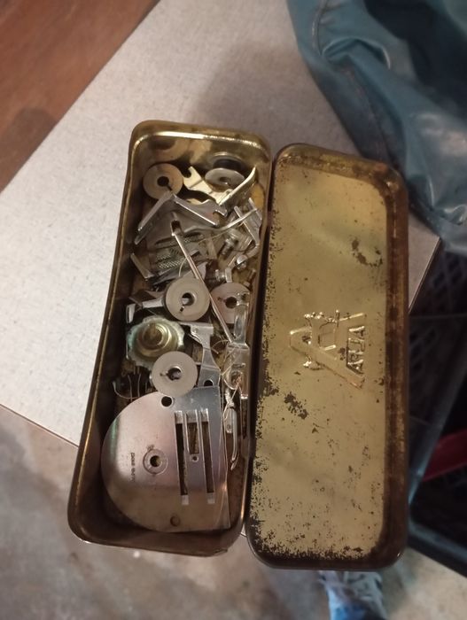 Máquina de costura profissional