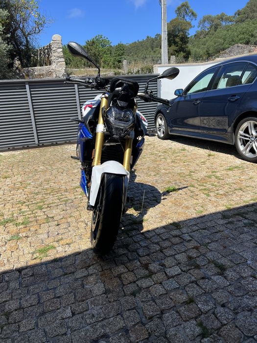 BMW F 900 R – 35 kW (A2)
