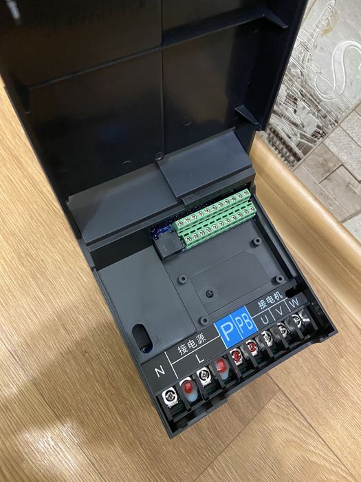 Частотный преобразователь частоты 11 кВт вход 220в выход 380 в