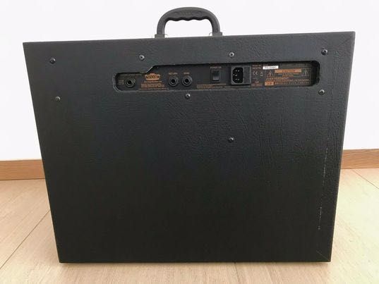 Amp Guitarra combo Vox AV30