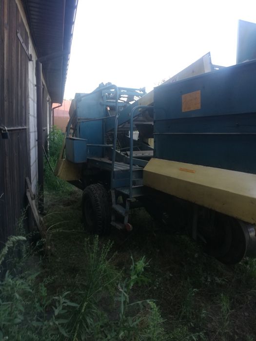 Kombajn ziemiaczany Anna