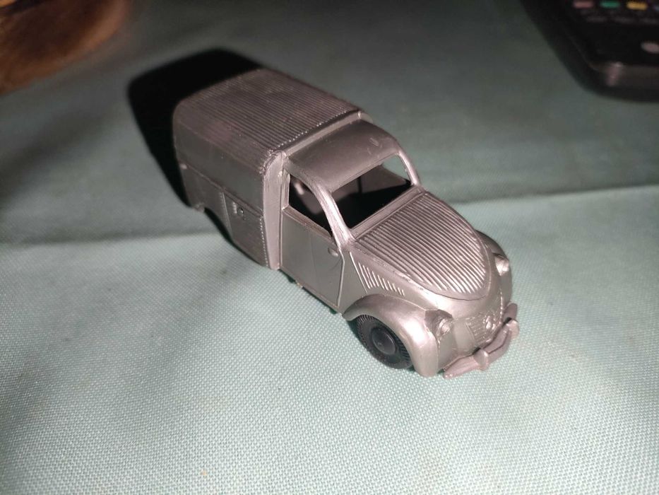 Miniatura Citroen marca Cle