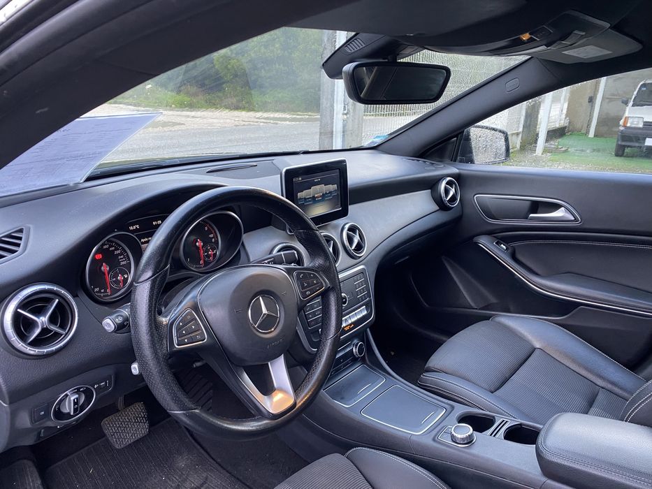 Mercedes-Benz CLA 180d Auto - Nacional
