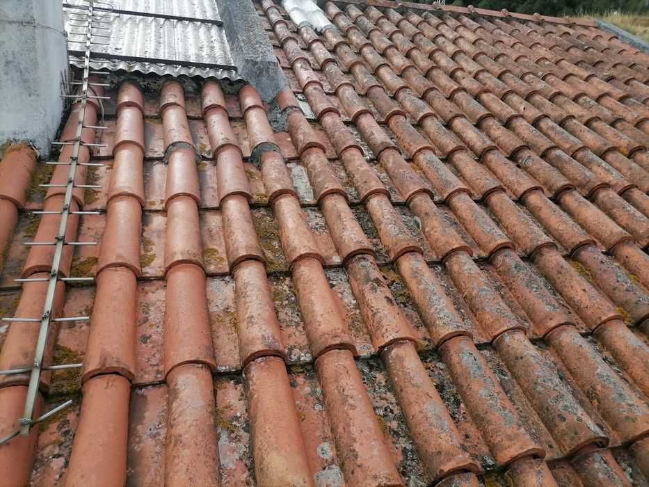 ORÇAMENTOS GRÁTIS... Telhados, Clarabóias, Chaminés, Fachadas e Muros