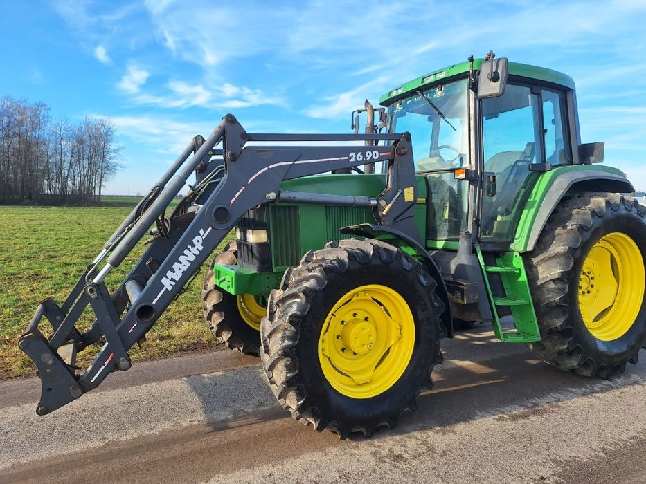 Ciągnik rolniczy John Deere 6800 ładowacz czołowy
