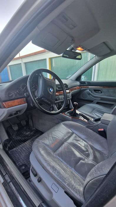Bmw 530d em excelente condição