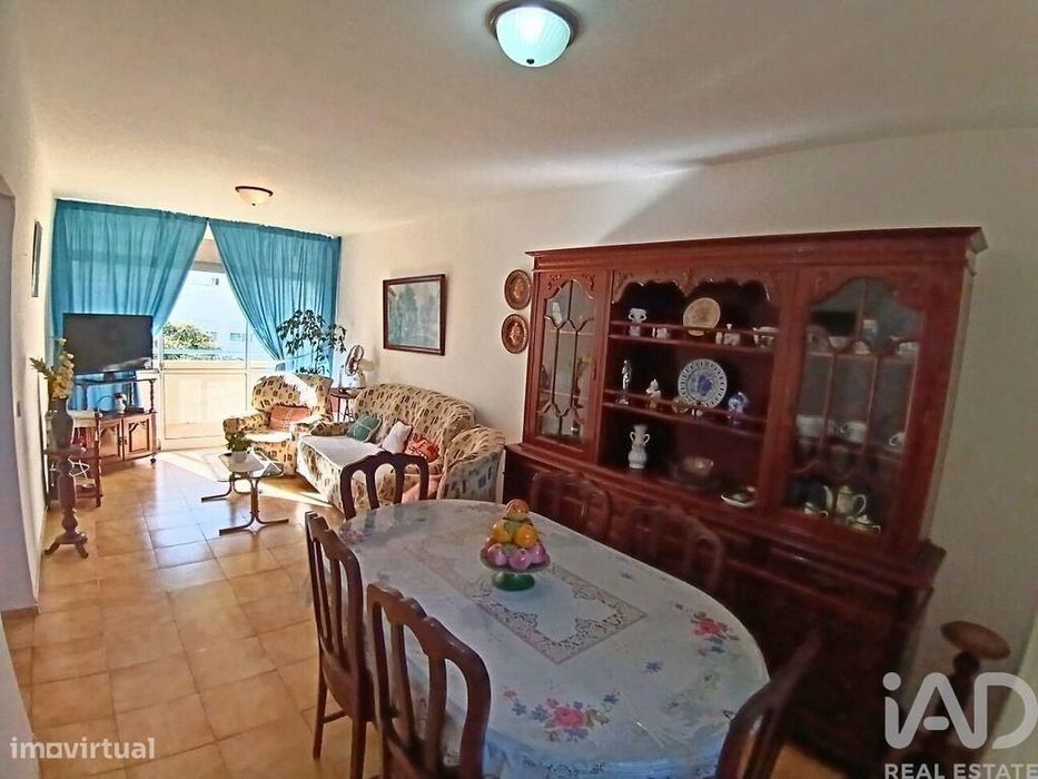 Apartamento T2 em Portimão de 74,8 m2