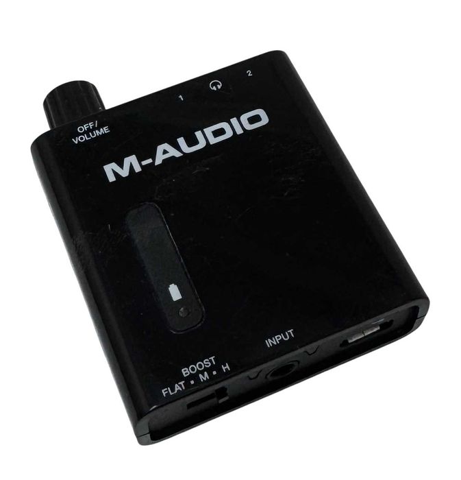 M-AUDIO Bass Traveler – Wzmacniacz Słuchawkowy