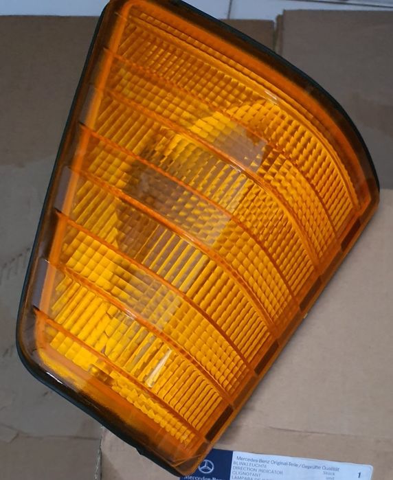 Farolim pisca original Mercedes