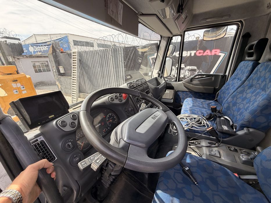 IVECO EUROCARGO 14 Ton 250cv 2008 Grua Palfinger 6 Lanças c/Guincho Apenas 136.000km ###OPORTUNIDADE###