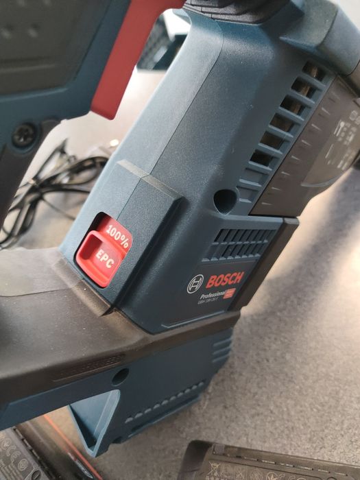 W2//Bosch/ Professional GBH 18V-26F Młotowiertarka SDS/ Nowa  Szczecin