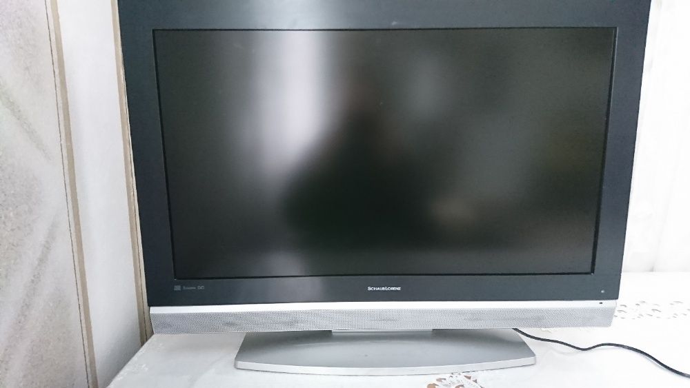 Телевізор LCD Schaub Lorenz LT32-311DSB
