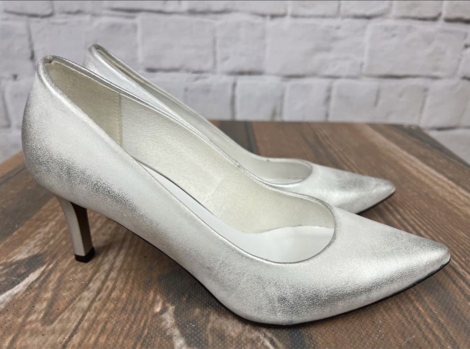 Boccato Srebrne szpilki rozm 36