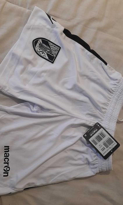 Calções criança Vitória Sport Club Novo C/ etiqueta