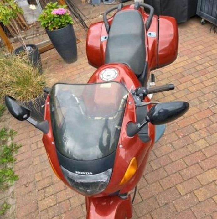 Honda NT 650 V Deauville
