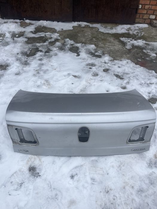 Кришка багажника опель омега б