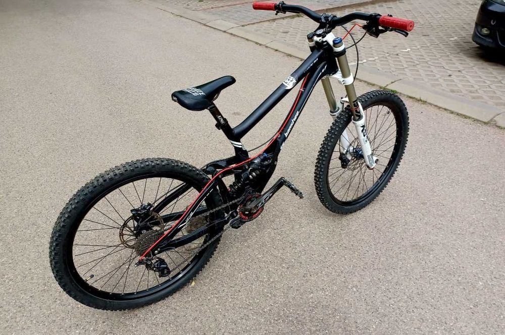 Banshee Legend MK2 (dartmoor,trek,giant,specialized,canyon)