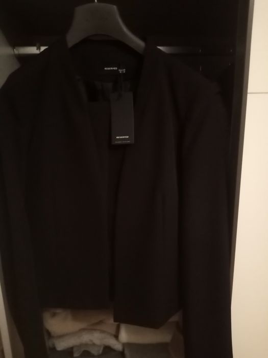 Sprzedam nowy kostium Reserwed