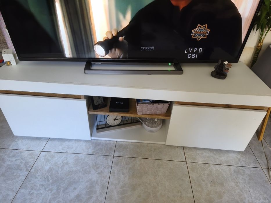 Vendo móvel de Tv