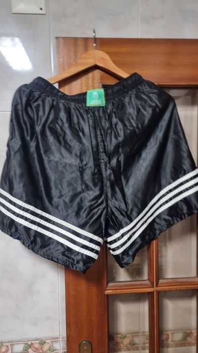 Calcoes do sporting  anos 90 peca rara  da adidas.