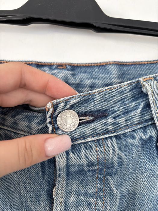 jeansowe spodenki levis S