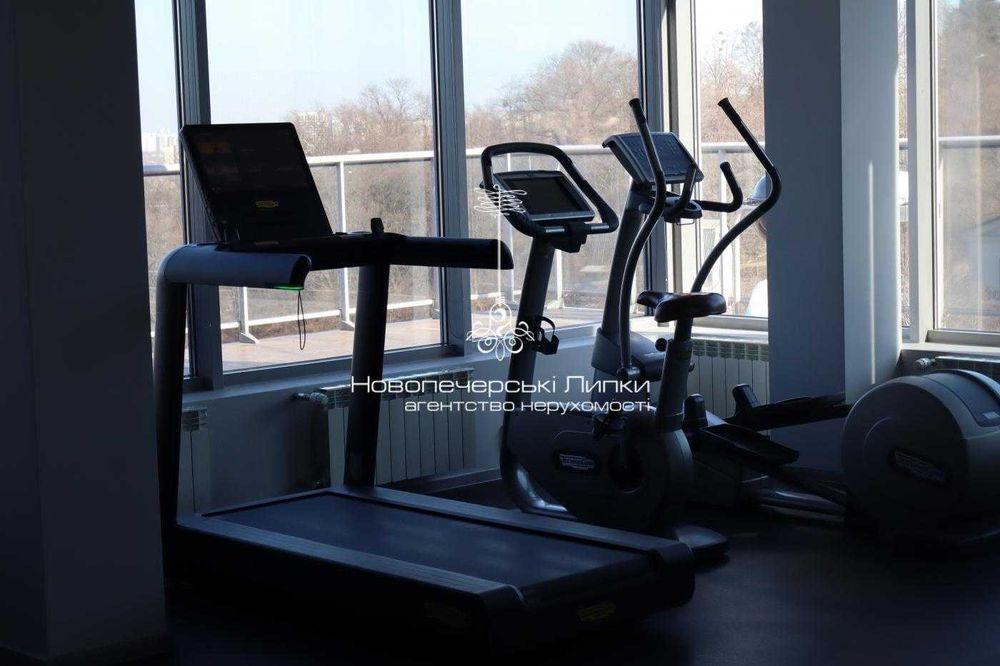 Продаж унікального пентхаусу без рем. вул. Ломаківська  508м2 Печерськ