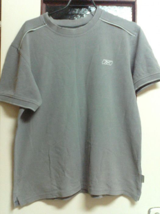 52. Koszulka męska rozmiar L/XL firmy Reebok
