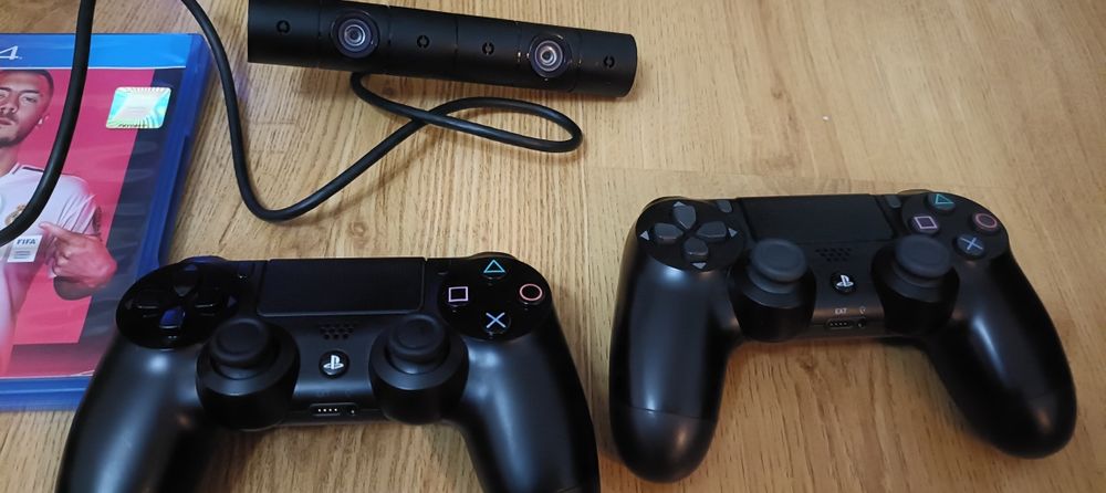 PlayStation 4 500GB + PSVR Completo + 2 comandos + 7 jogos