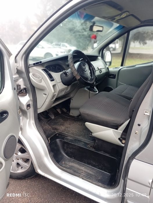 Продам Опель віваро 2002р. 1.9 100ка