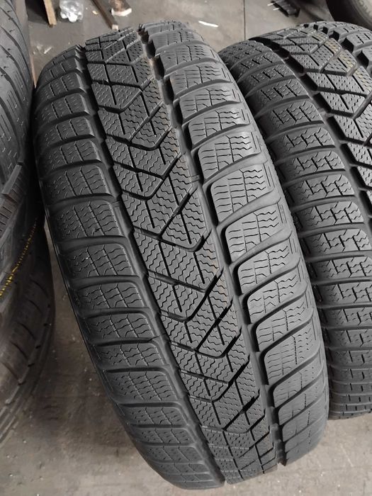 Шини бу 205/50 R17 Pirelli Sottozero 3 Winter Комплект Зима