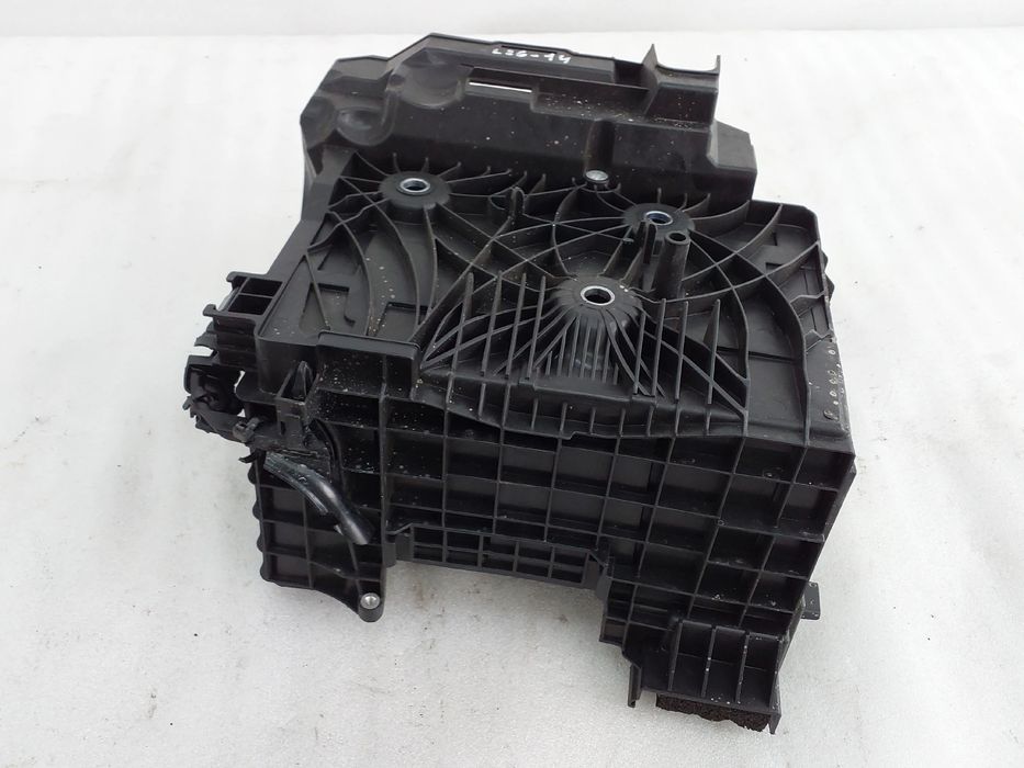 Base / caixa da bateria RENAULT Megane IV (B9A/M_)